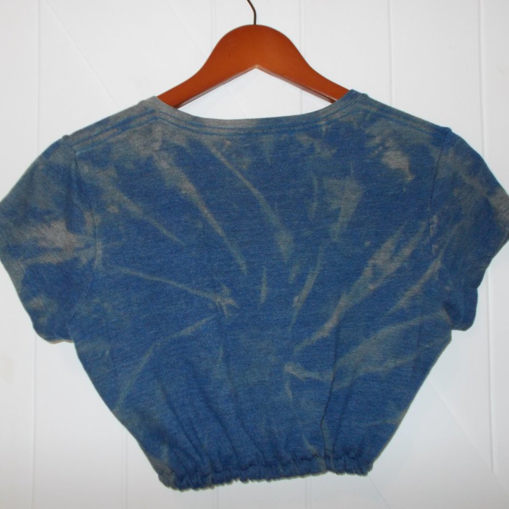 Reworked‎ Cropped University of Florida Gators Hand Bleached T-Shirt Size XL - Picture 4 of 5
